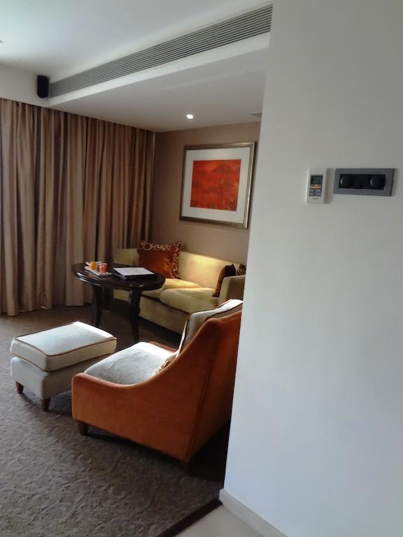 Z Luxury Residences Mumbai Exterior photo